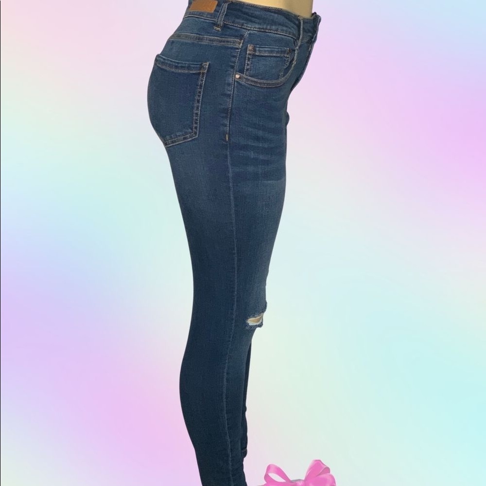 Jeans - Picture 2 of 2